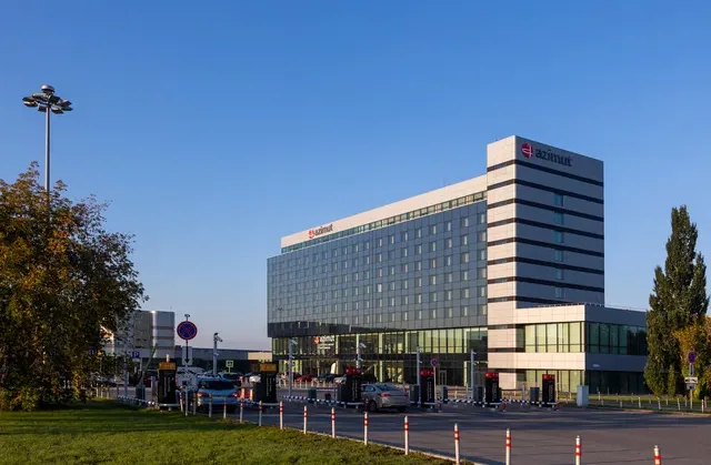 AZIMUT Аэропорт Отель Екатеринбург 4*