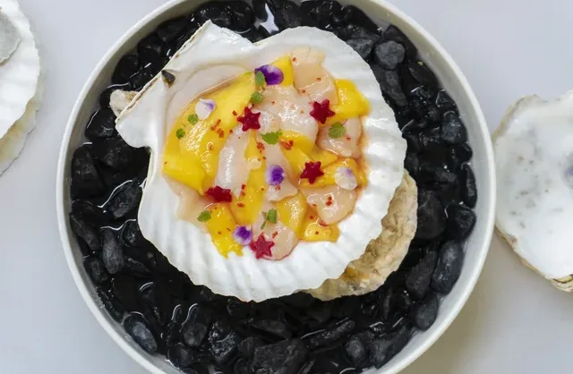 Фишка (FISHKA sea Restaurant)
