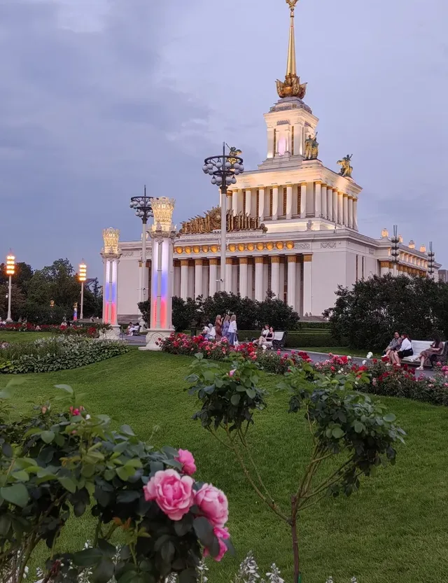 ЛОФТ ВДНХ (loft2rent.ru)
