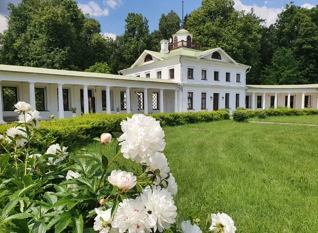 Музей-заповедник «Середниково»