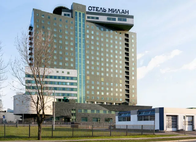 Отель Милан