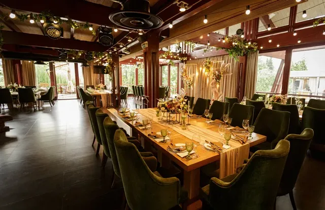 Ресторан Chalet River Club (Шале Ривер Клаб)