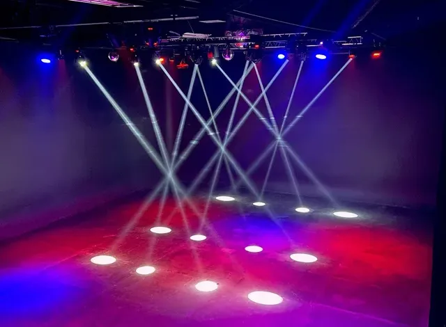 STUDIO HALL