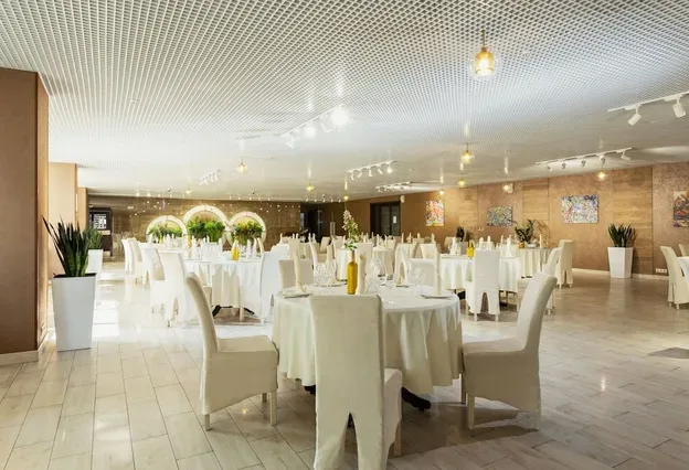 Зал «Панорама» SEA GALAXY Hotel Congress & SPA