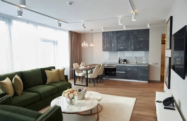 Ресторан отеля Lahta Plaza