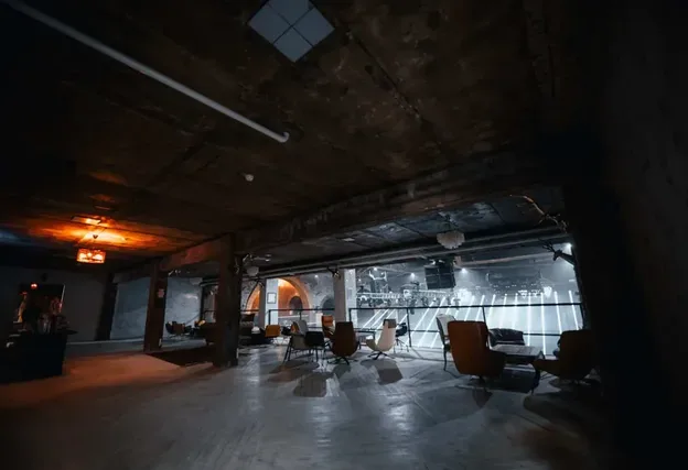 LOFT HALL - LOFT#7