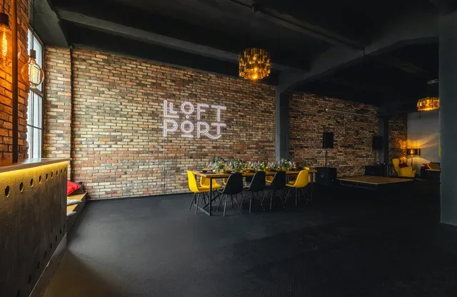 Loft Port
