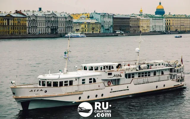 Теплоход «НЕВА» VIP